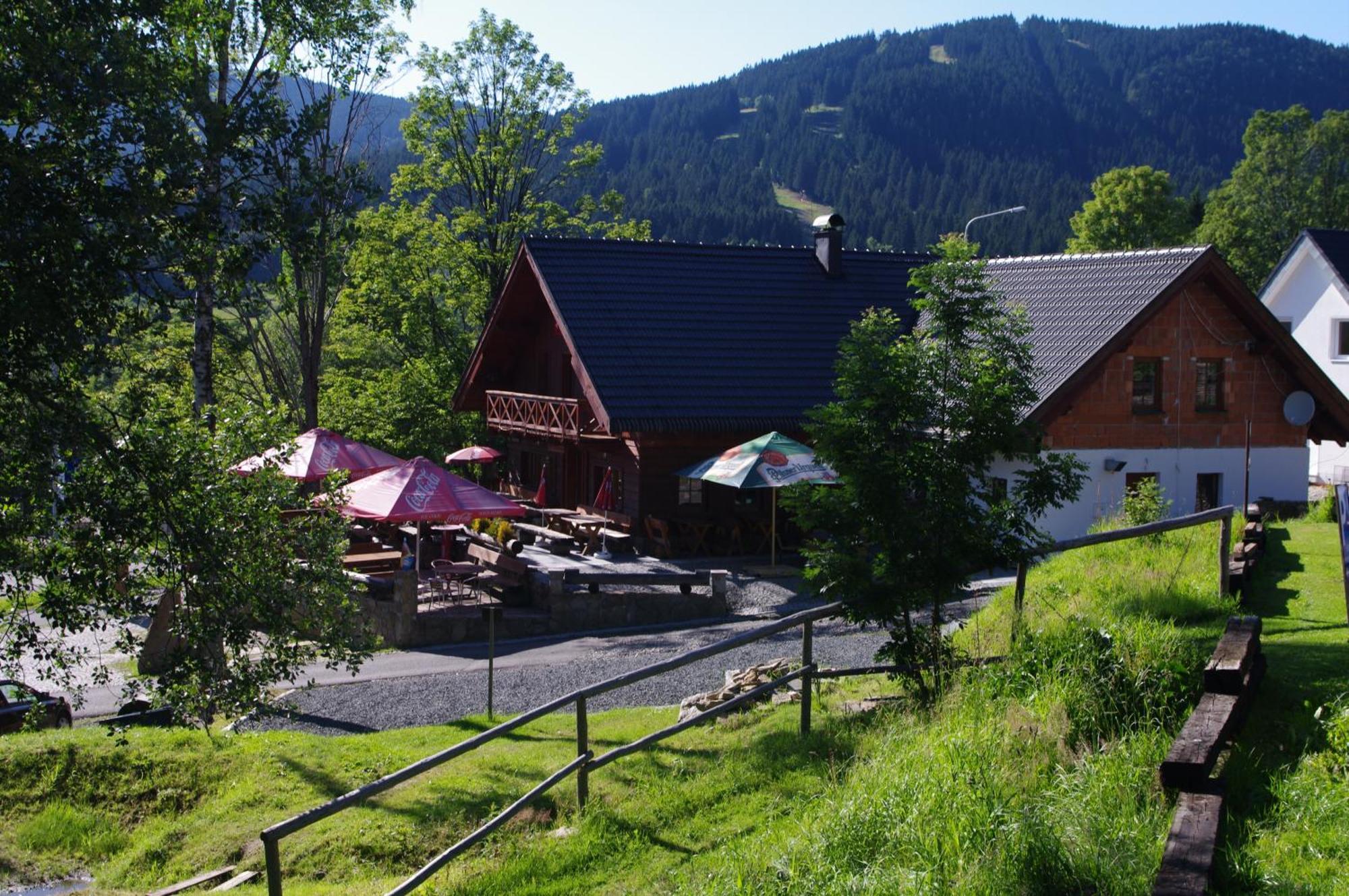 Penzion Avalanche Железна Руда Екстер'єр фото